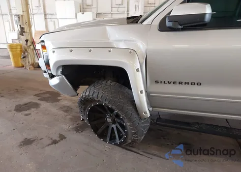 2016 Chevrolet Silverado 1500 2Lt z USA, uszkodzony, nr VIN 3GCUKREC1GG349127